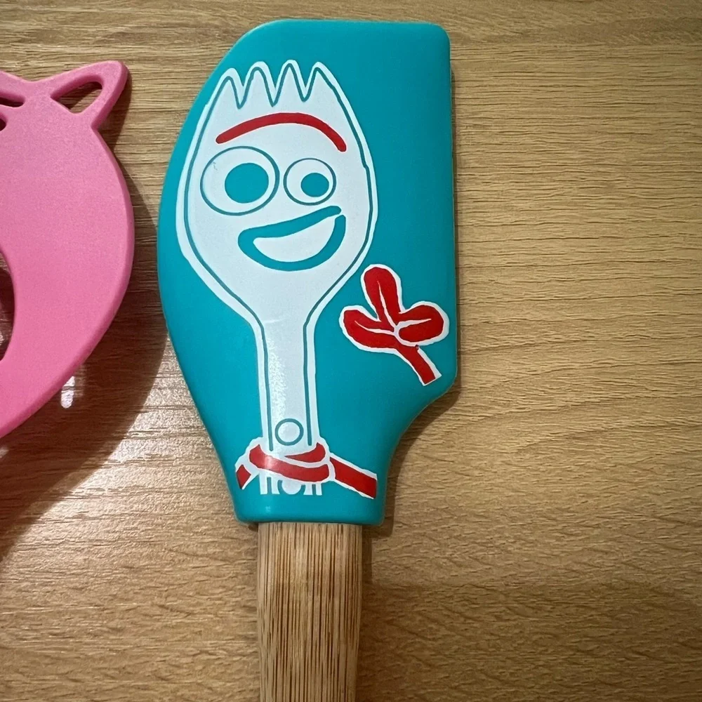 Pampered Chef Toy Story 4 Forky Scraper 100116 & Hamm Pancake Flipper 100115